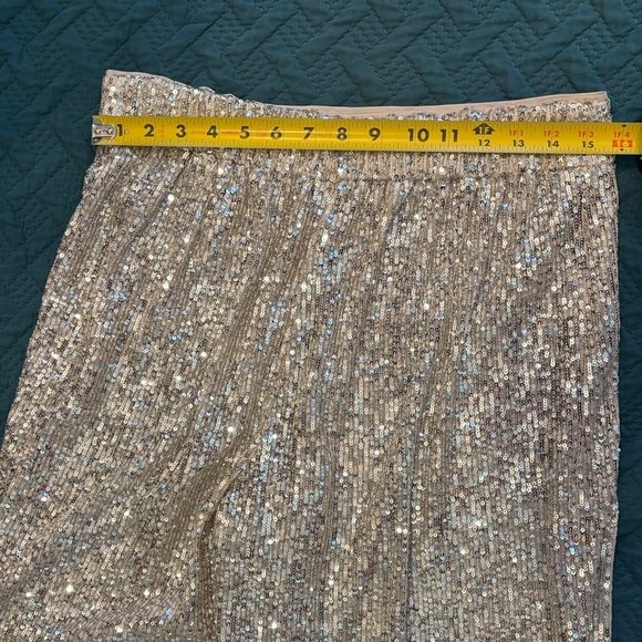 Banana Republic Sequin Pants in Silver and Cream - Picture 5 of 7